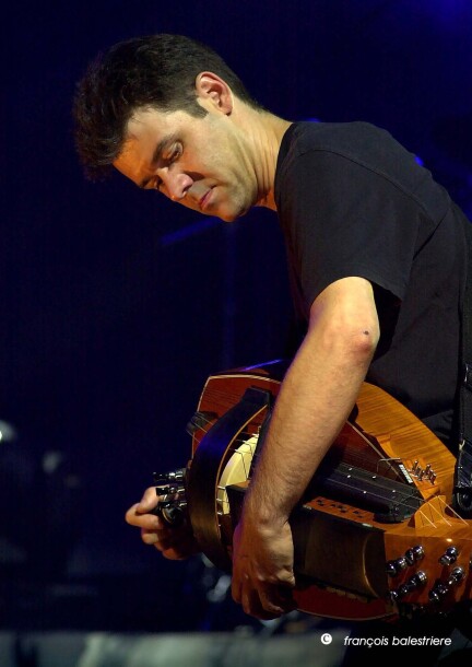 Gilles Chabenat : vielle à roue, entre tradition et modernité - Concerts - Henosis