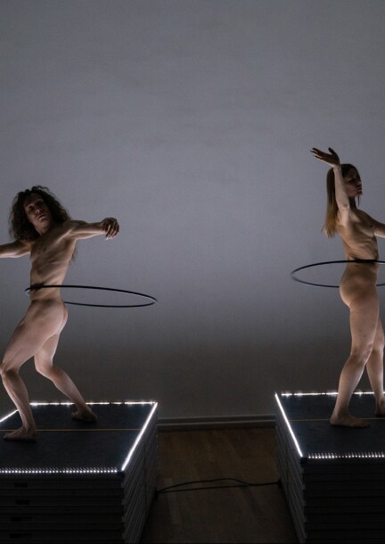 Duchesses - Theatre and performing arts - Arsenic – Centre d'art scénique contemporain