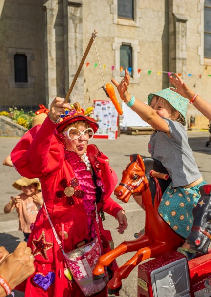 "Mme et M. Bonheur" Ouverture au Chinaillon - Cie Les Cracottes - Festivals