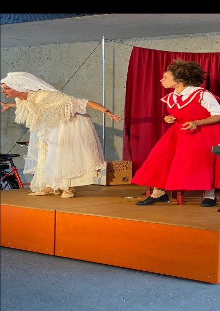 Antigone revisitée avec humour par le duo Luna-Tic - Théâtre et arts vivants