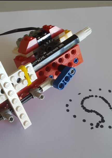 Atelier Art-Maker : la machine à point (5-7 ans) - Ateliers et stages - La julienne