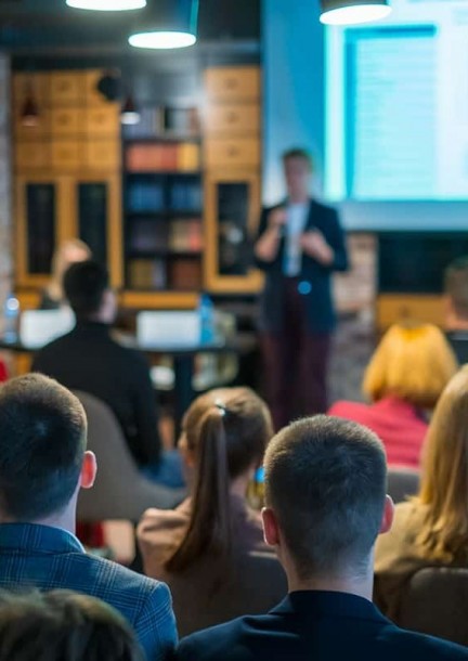 Conférence automnale de l'Est - Conférences - Caveau Lè Vegnolan