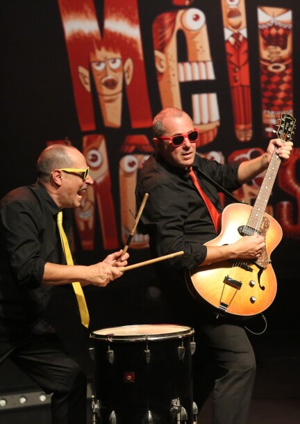 "Gna Gna Gna - version acoustique" Place des mômes - Méli Mômes - Festivals