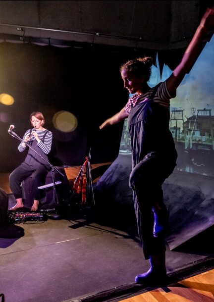 [Dès 3 ans] Spectacle -  Le secret du rocher noir - Famille - Collège des Perrerets - Salle de rythmique, Bâtiment D (1er étage)